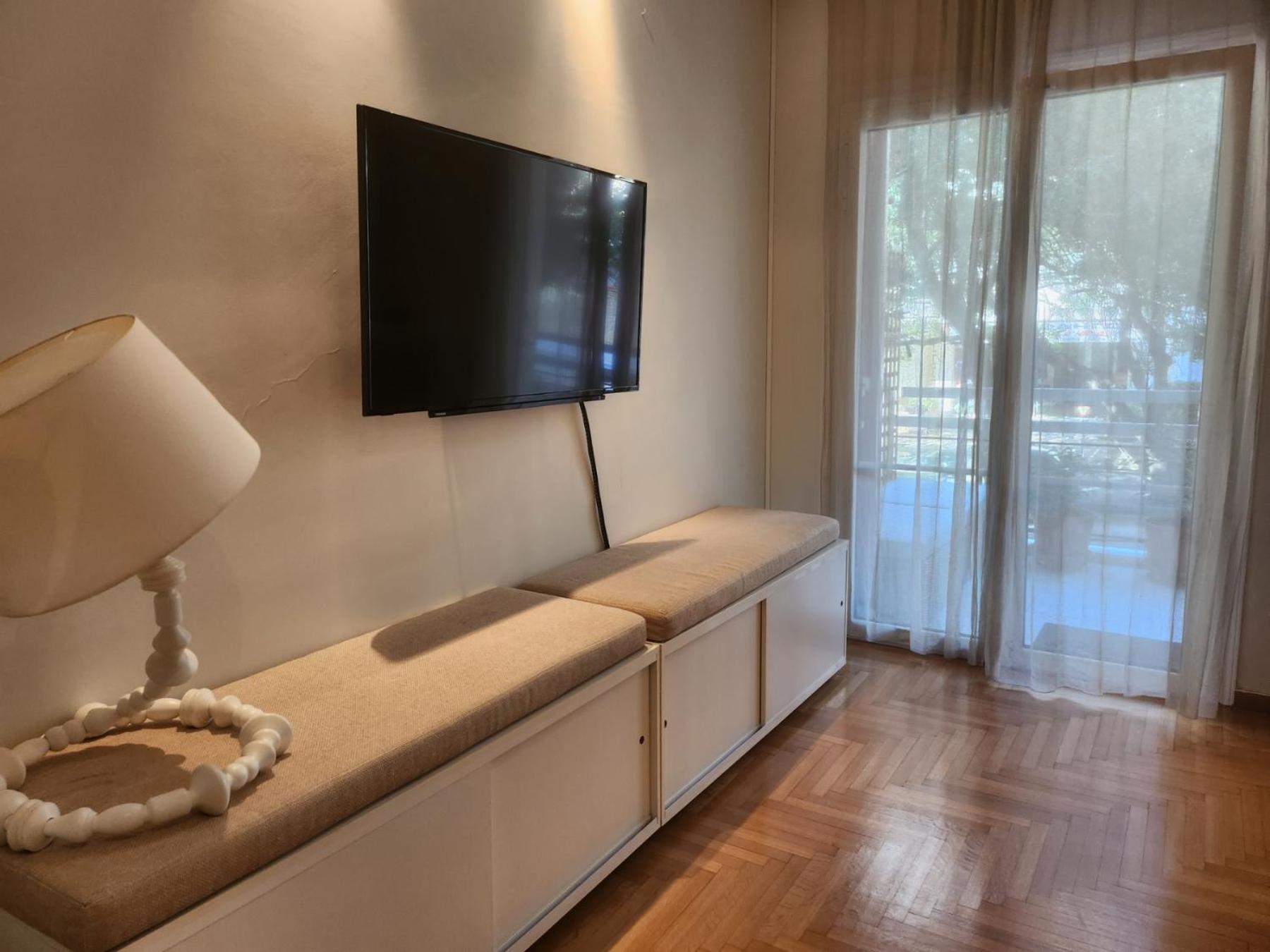 Alimos Marina Beach Apartment Atene Esterno foto